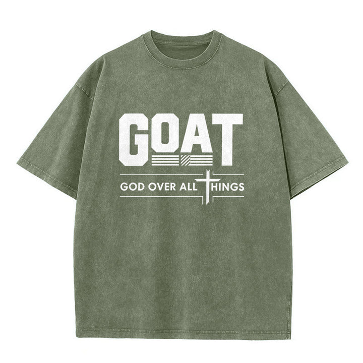 Christianartworkshop T-shirt unisex lavata con scritta "GOAT God Over All Things Faith Statement" (Capra, Dio sopra ogni cosa). - Verde militare - 5XL - image 1