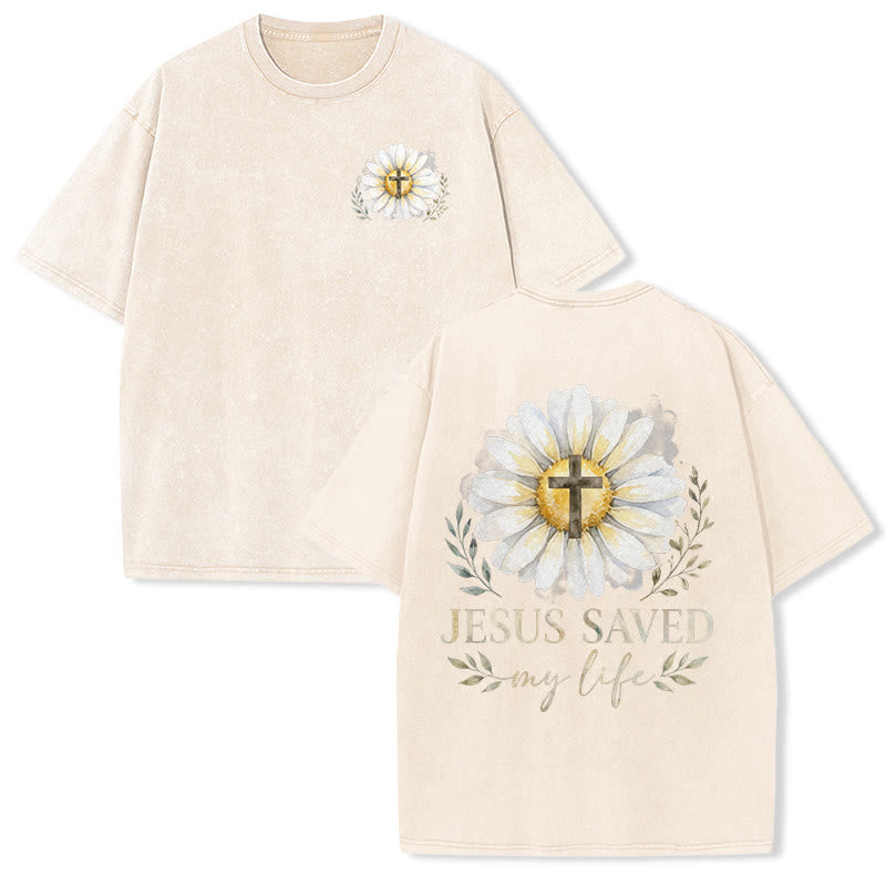 Christianartworkshop Maglietta lavata con stampa "Gesù mi ha salvato la vita" con margherite ad acquerello e croce, fronte e retro. - Beige - 5XL - image 6