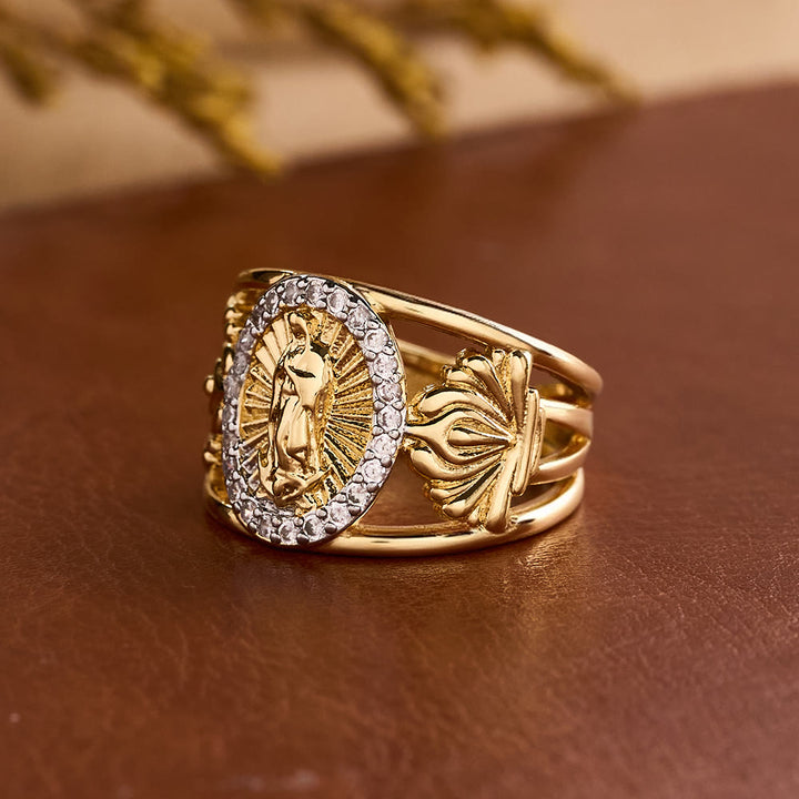 Christianartworkshop Anello elaborato della Vergine di Guadalupe con alone di zirconi: un ricordo della grazia celeste. - image 2