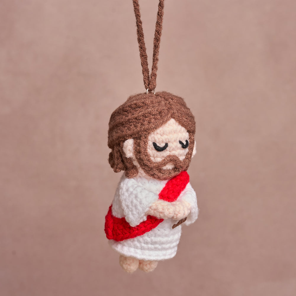 Christianartworkshop Pedana per auto Jesus Amigurumi fatta a mano all'uncinetto: un simbolo di conforto divino - image 1