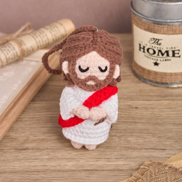 Christianartworkshop Pedana per auto Jesus Amigurumi fatta a mano all'uncinetto: un simbolo di conforto divino - image 4