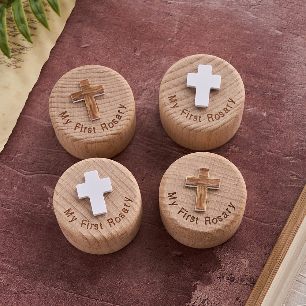 Christianartworkshop Il mio primo rosario: cofanetto in legno con emblema a croce, simbolo di sacri inizi. - image 2