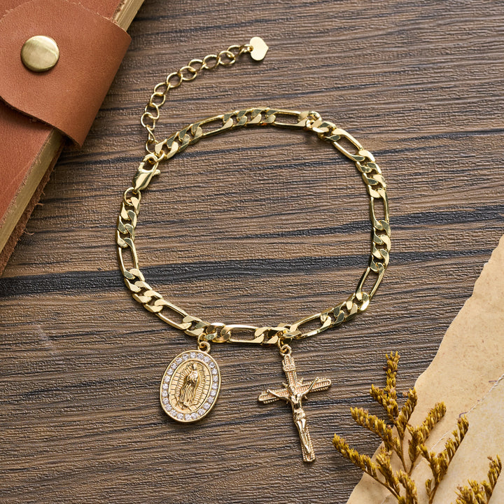 Christianartworkshop Bracciale Figaro Chain con medaglia di Guadalupe, bordo con strass e ciondolo a crocifisso. - Nostra Signora e Crocifisso B - image 4