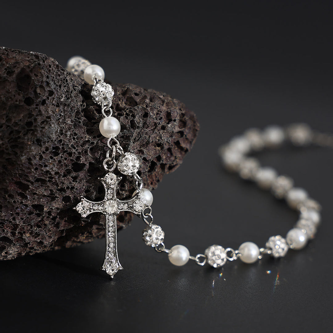 Christianartworkshop Collana a croce in stile rosario con perle alternate e cristalli pavé: un simbolo di sacra devozione. - Attraverso - image 0