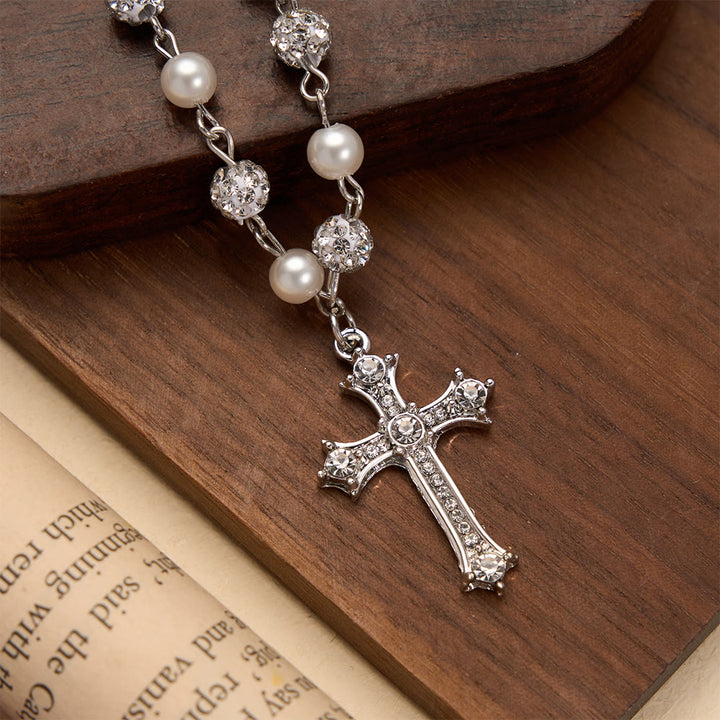 Christianartworkshop Collana a croce in stile rosario con perle alternate e cristalli pavé: un simbolo di sacra devozione. - image 2