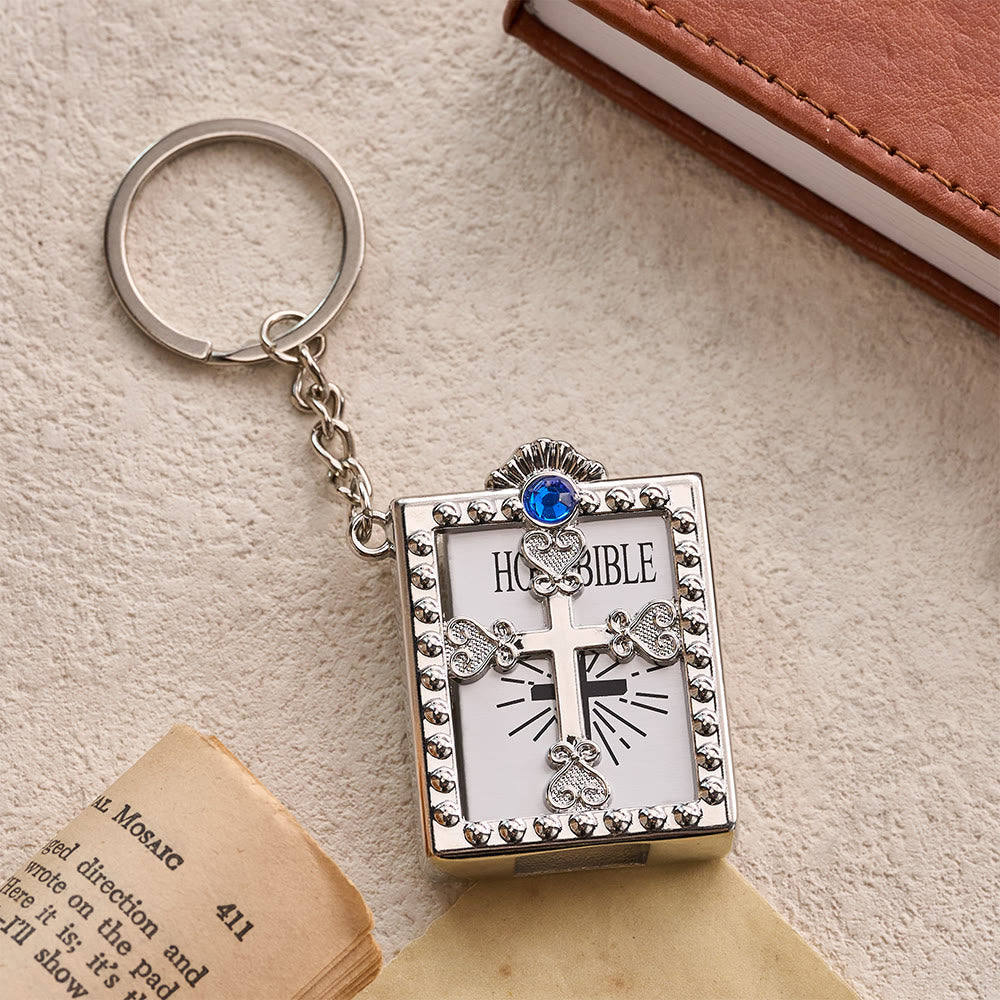 Christianartworkshop Mini portachiavi a forma di Bibbia con croce a cuore cavo e zircone incastonato sulla parte superiore: simbolo di sacra promessa celeste. - Argento e blu - image 6