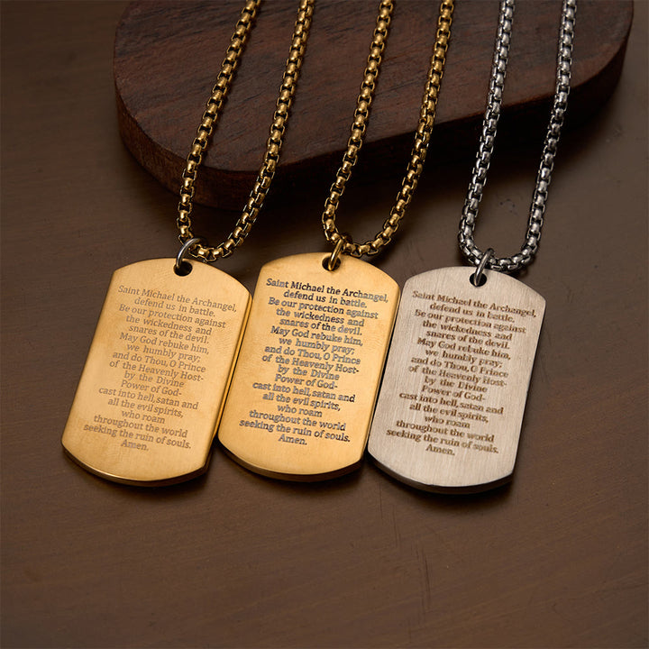 Christianartworkshop Collana con targhetta a forma di scatola e ciondolo con l'immagine dell'Arcangelo San Michele incisa su entrambi i lati: un emblema di coraggiosa e sacra devozione. - image 1