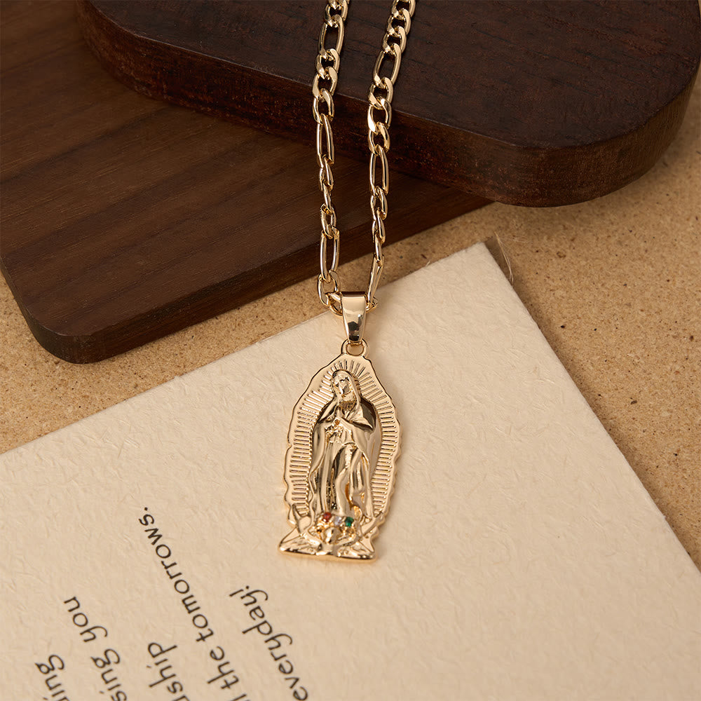 Ciondolo elegante con bordo a raggiera della Vergine di Guadalupe in smalto, catena Figaro spessa, Christianartworkshop. - D'oro - image 12