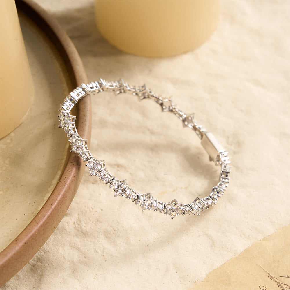 Christianartworkshop Bracciale a maglie incrociate a forma di stella e collana a filo singolo con zirconi incastonati a grappolo. - Argento - Bracciale 9''/23CM - image 6