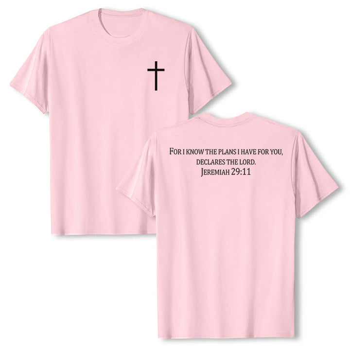 Christianartworkshop Perché io conosco i progetti che ho per voi Geremia 29:11 Maglietta a maniche corte premium con croce sul petto e scritta sulla schiena - Rosa - 2XL - image 9