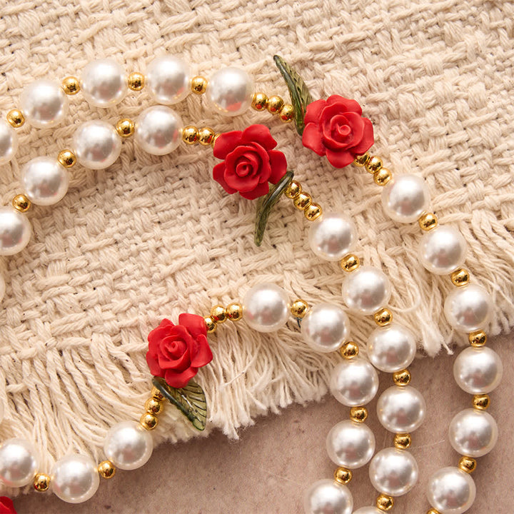 Christianartworkshop Rosario classico in avorio e rose rosse: delicata ed elegante devozione mariana. - image 5