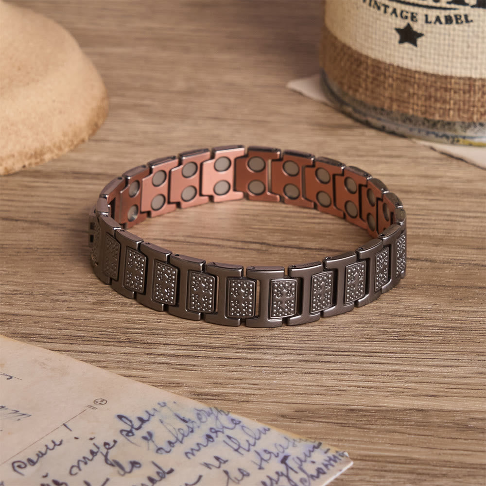 Christianartworkshop Bracciale rettangolare a maglie solide con croce incisa incorniciata da perline a bolla e chiusura regolabile pieghevole. - image 6