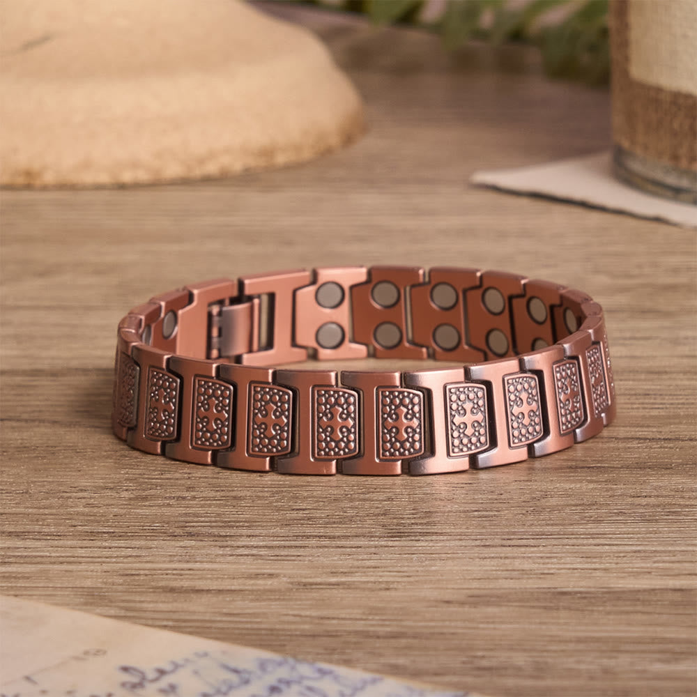 Christianartworkshop Bracciale rettangolare a maglie solide con croce incisa incorniciata da perline a bolla e chiusura regolabile pieghevole. - Bronzo - image 0