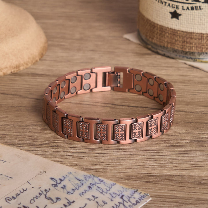 Christianartworkshop Bracciale rettangolare a maglie solide con croce incisa incorniciata da perline a bolla e chiusura regolabile pieghevole. - image 3