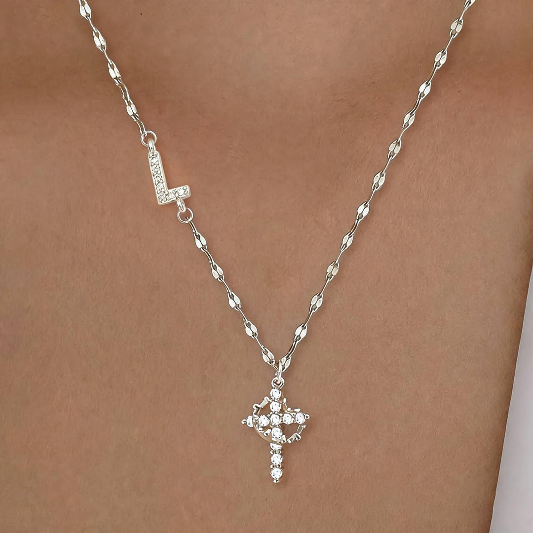 Collana con croce e corona personalizzata con iniziale AZ in tonalità oro e argento Christianartworkshop : ciondolo personalizzato con monogramma di fede sacra. - L - Argento - image 41