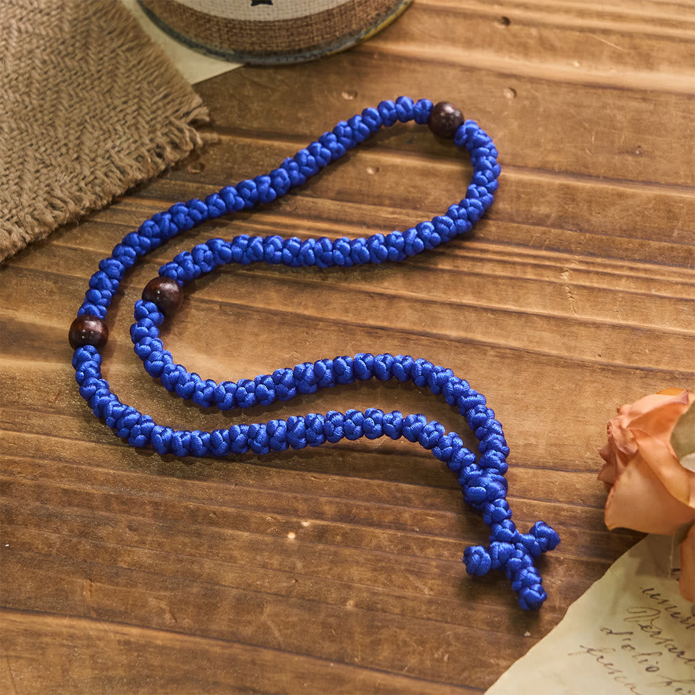 Collana con croce blu e nera e 100 nodi della benedizione Christianartworkshop : simbolo prezioso di benedizione sacra. - Blu - image 0