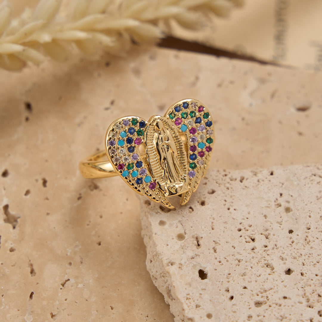 Christianartworkshop Anello aperto regolabile con alone di zirconi colorati. Ciondolo della Madonna di Guadalupe: simbolo di tenera grazia materna. - image 3