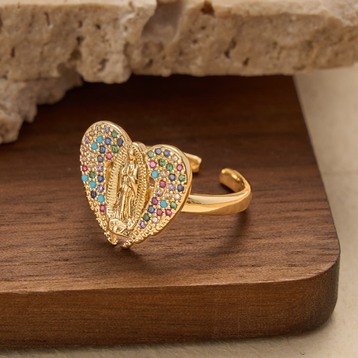 Christianartworkshop Anello aperto regolabile con alone di zirconi colorati. Ciondolo della Madonna di Guadalupe: simbolo di tenera grazia materna. - image 4