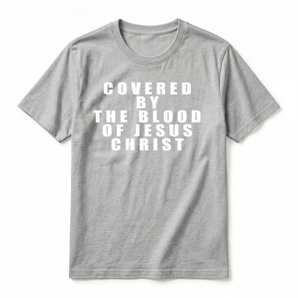 Christianartworkshop T-shirt a maniche corte premium con la scritta "Coperto dal sangue di Gesù Cristo" - image 18