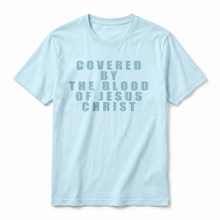 Christianartworkshop T-shirt a maniche corte premium con la scritta "Coperto dal sangue di Gesù Cristo" - image 9