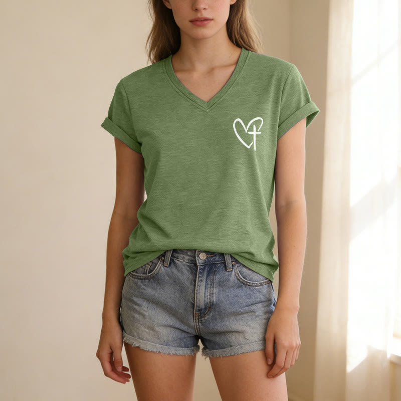 Christianartworkshop T-shirt casual con scollo a V e stampa "Gesù mi protegge" fronte e retro. - image 27