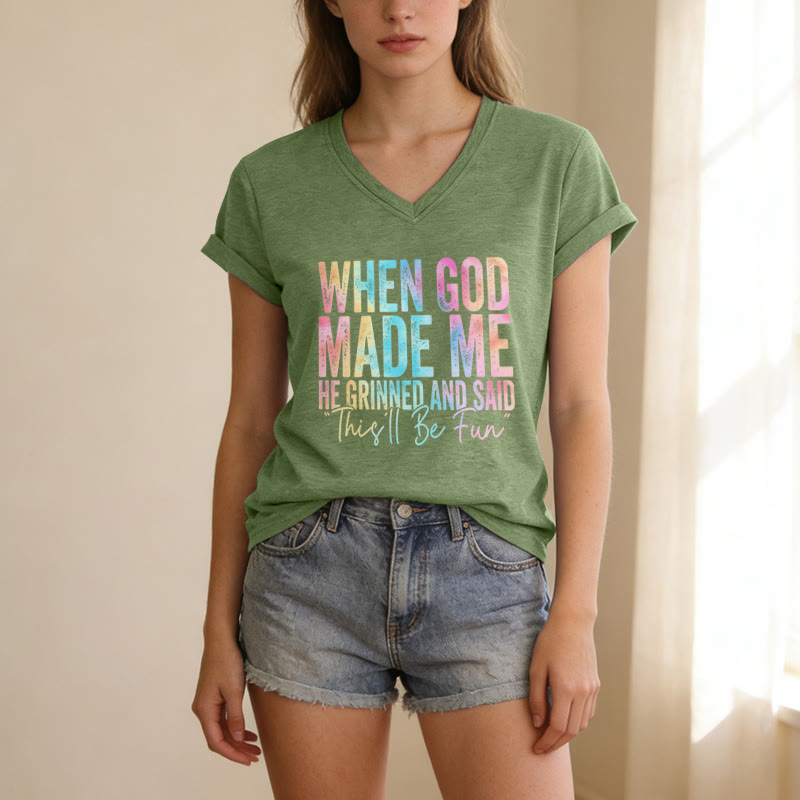 Christianartworkshop T-shirt casual con scollo a V e stampa sfumata colorata "When God Made Me" - image 11