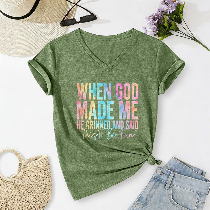 Christianartworkshop T-shirt casual con scollo a V e stampa sfumata colorata "When God Made Me" - Verde oliva - 2XL - image 10