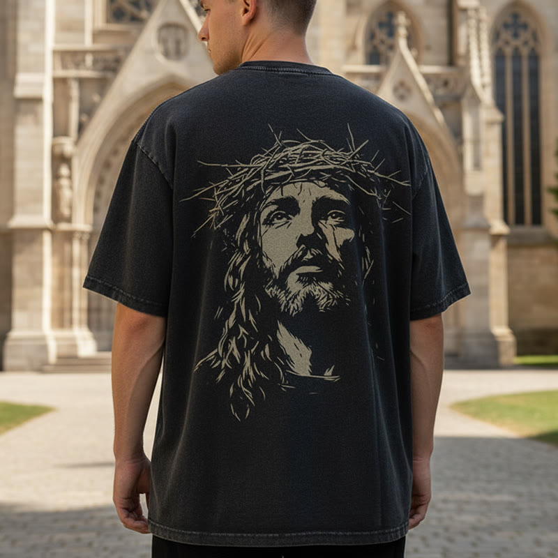Christianartworkshop T-shirt unisex lavata con croce e corona di spine. - image 0