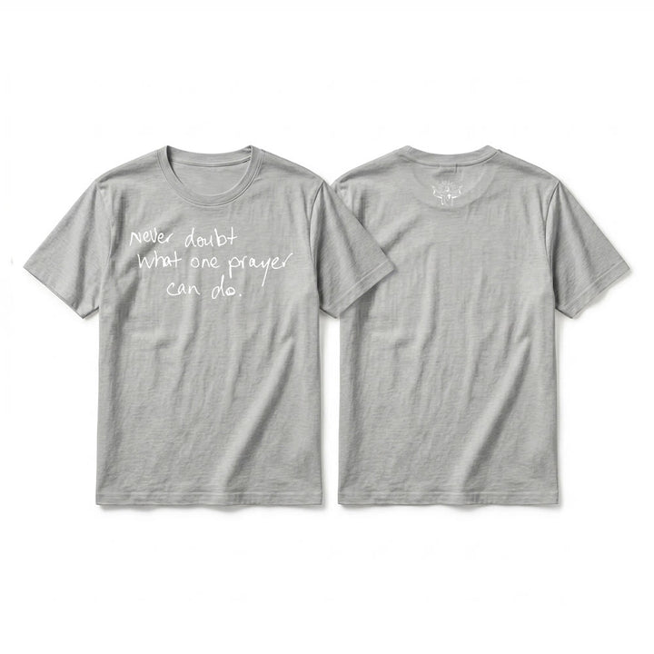 Christianartworkshop T-shirt a maniche corte premium con la scritta "Non dubitare mai di ciò che una preghiera può fare". - Grigio - 2XL - image 13