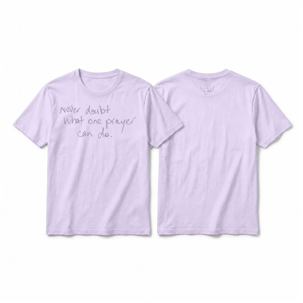 Christianartworkshop T-shirt a maniche corte premium con la scritta "Non dubitare mai di ciò che una preghiera può fare". - Viola - 2XL - image 7