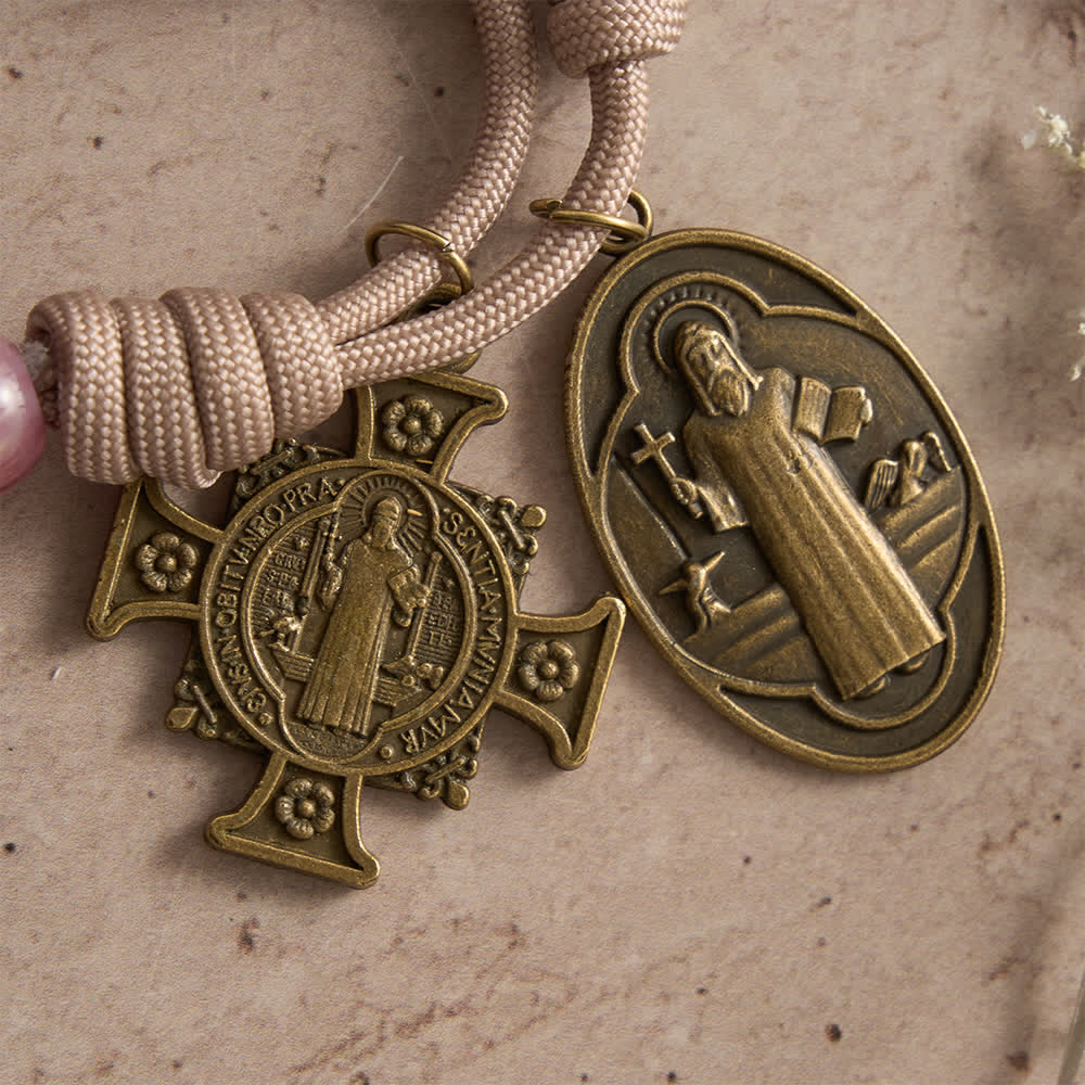 Christianartworkshop Rosario in paracord rosa cipria con San Benedetto in bronzo antico. - image 7