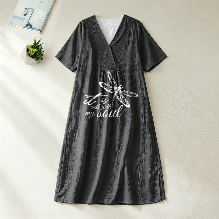 Abito midi a maniche corte con scollo a V e stampa libellula, ideale per l'estate sulla spiaggia, con versetti biblici e libellula, Christianartworkshop. - Nero - 4XL - image 2