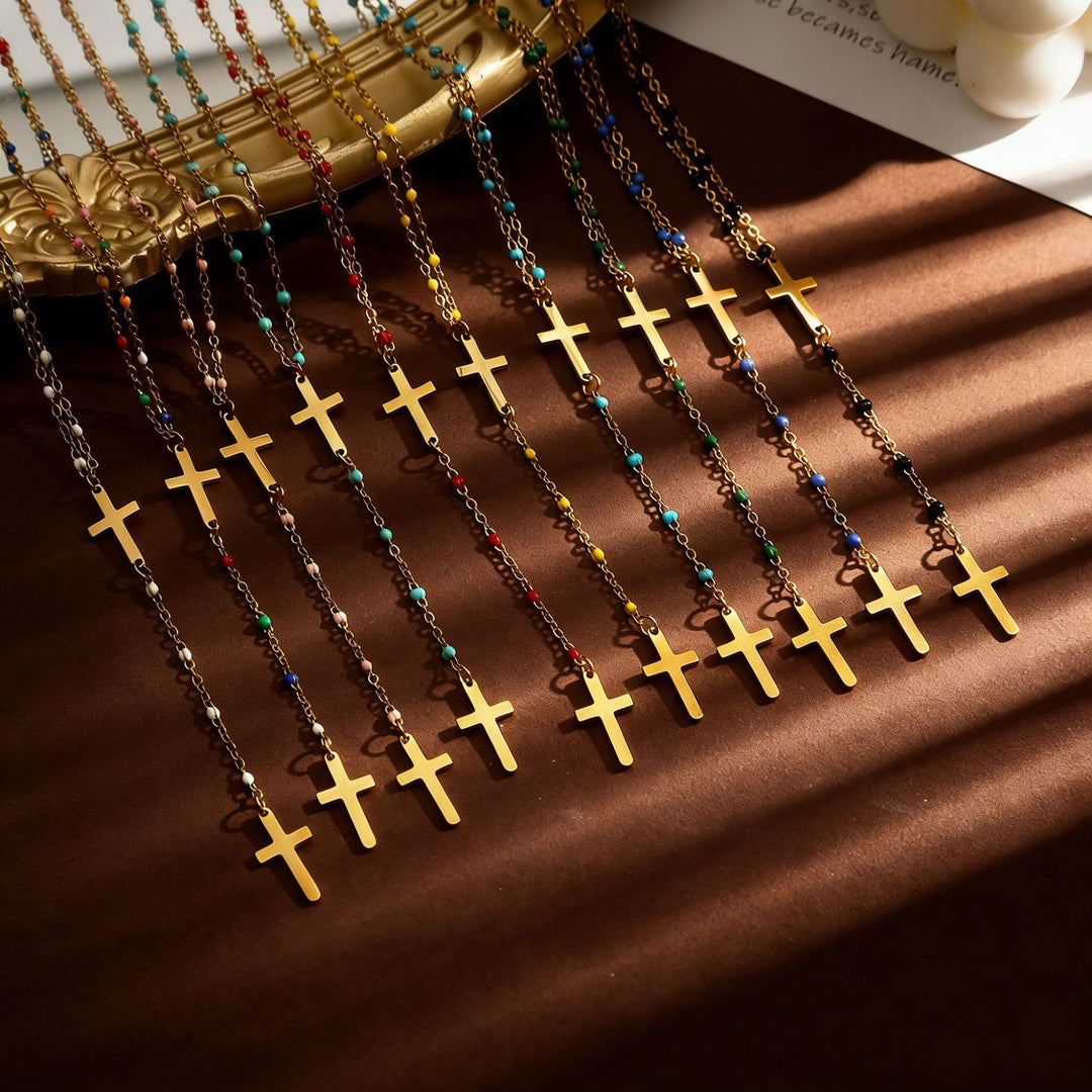 Christianartworkshop Collana a croce a strati: simbolo di grazia incrollabile e benedizione celeste. - image 3