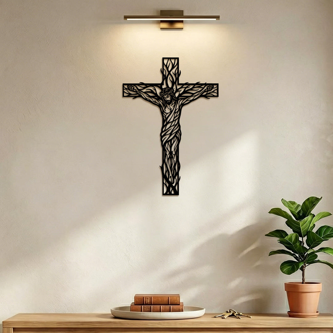 Christianartworkshop Crocifisso in metallo intrecciato con viticci, decorazione da parete: emblema di redenzione e vita eterna. - image 3