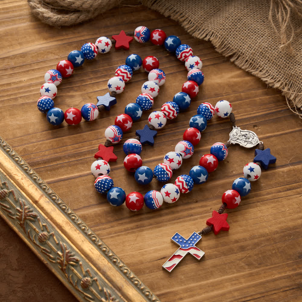 Christianartworkshop Rosario a croce con bandiera americana patriottica, con perline a stelle e strisce rosse, bianche e blu. - Croce con la bandiera di San Michele e degli Stati Uniti - image 0