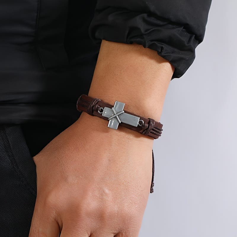 Christianartworkshop Bracciale vintage regolabile con croce in metallo intrecciata e cordino in pelle: simbolo di fede incrollabile - image 1