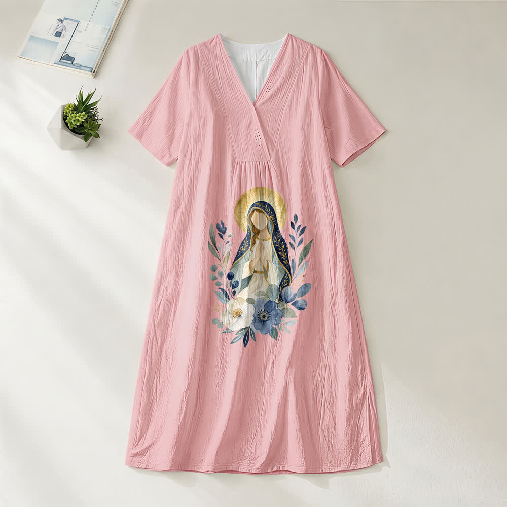 Abito midi a maniche corte con scollo a V e stampa floreale ad acquerello della Madonna, realizzato Christianartworkshop. - Rosa - 4XL - image 0
