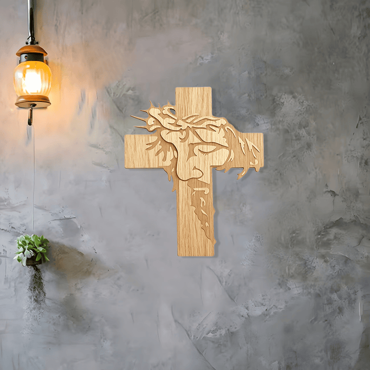 Christianartworkshop Targa murale in legno con croce di spine e volto santo a occhi chiusi in posizione meditativa: emblema della misericordia. - image 2