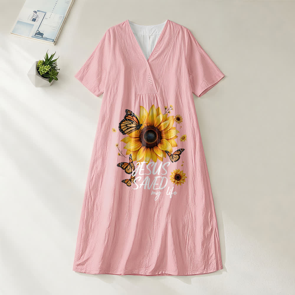 Abito midi a maniche corte con scollo a V e stampa di girasoli e farfalle, "Gesù mi ha salvato la vita", Christianartworkshop. - Rosa - 4XL - image 10