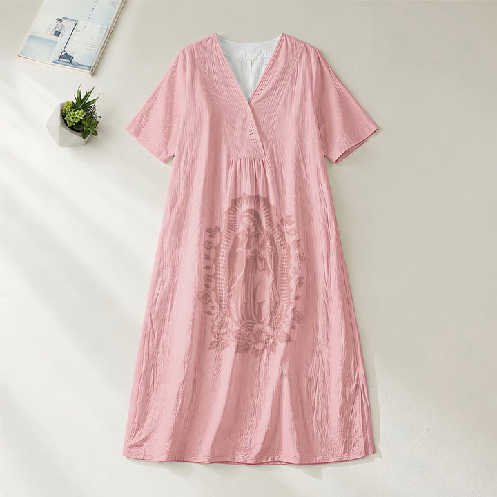 Abito midi a maniche corte con scollo a V e silhouette della Madonna di Guadalupe , Christianartworkshop - Rosa - 4XL - image 8