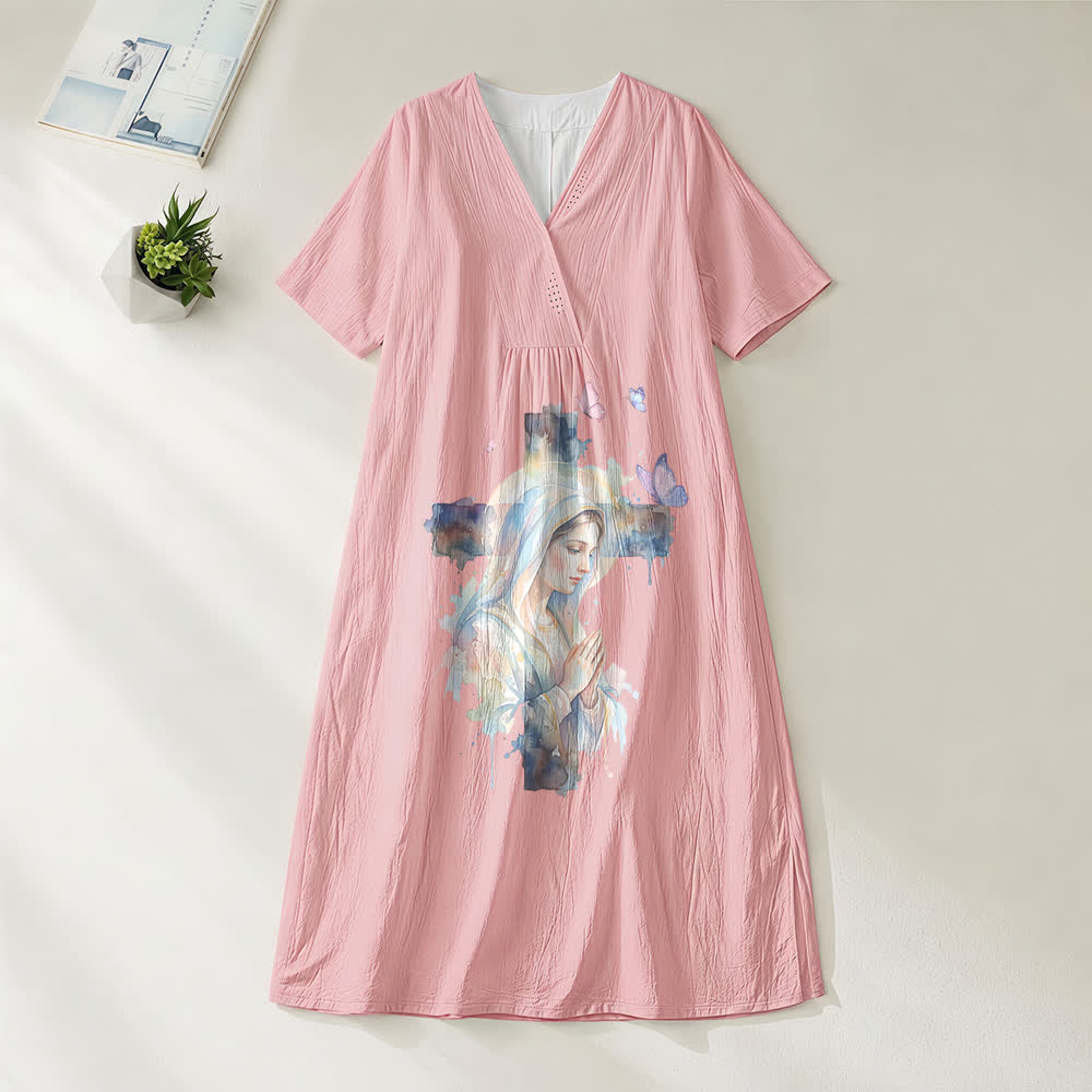 Abito midi a maniche corte con scollo a V e stampa ad acquerello della Madonna di Guadalupe e farfalle, Christianartworkshop. - Rosa - 4XL - image 8