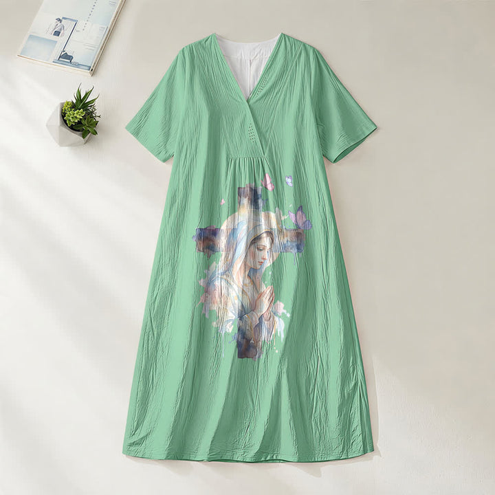 Abito midi a maniche corte con scollo a V e stampa ad acquerello della Madonna di Guadalupe e farfalle, Christianartworkshop. - Verde - 4XL - image 4