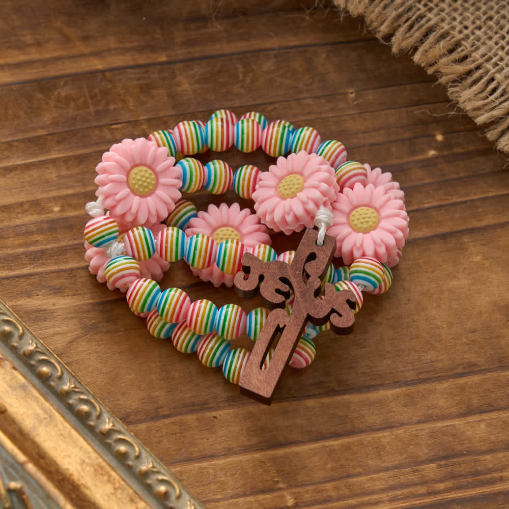 Christianartworkshop Rosario a righe arcobaleno pastello con margherita rosa e accessorio religioso per bambini. - image 4