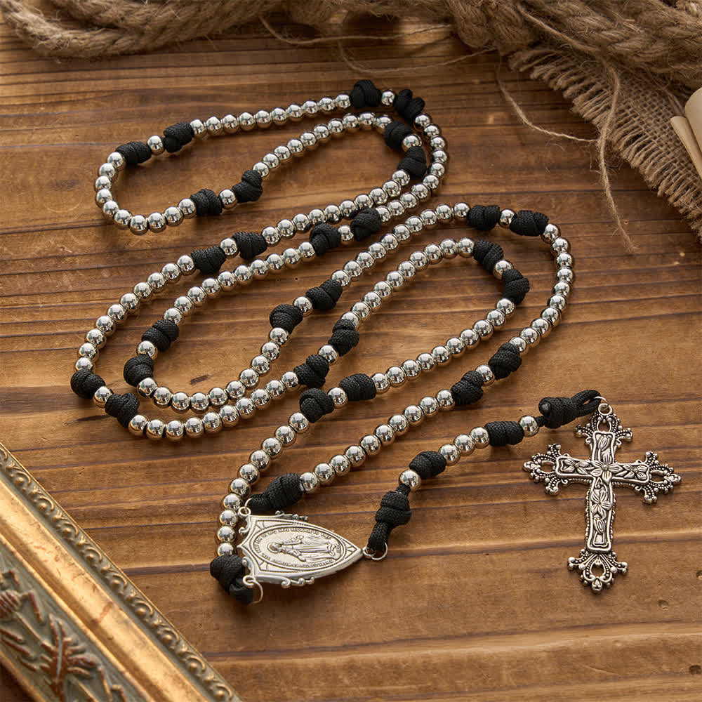 Christianartworkshop Rosario robusto in paracord color argento a 15 decine: porta con te la grazia della Madonna ovunque tu vada. - Nostra Signora e il Crocifisso - image 0