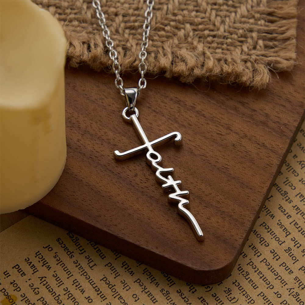 Christianartworkshop Elegante croce della fede con scritta: ciondolo delicato per la fede e gioiello da indossare tutti i giorni - Argento - image 0