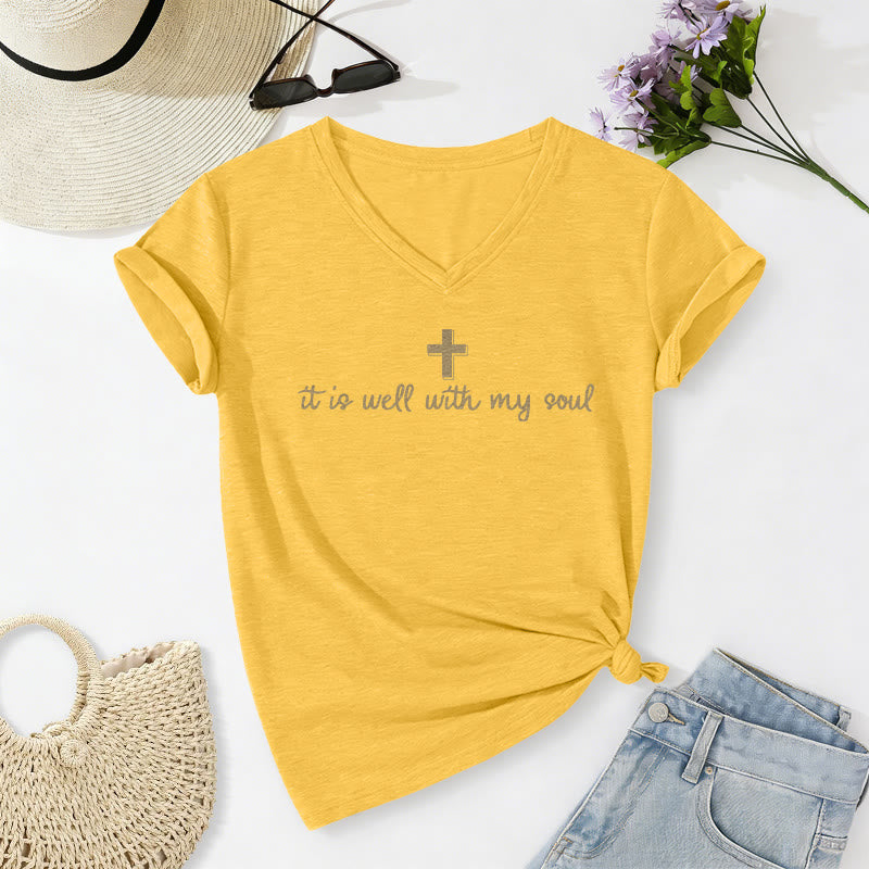 Christianartworkshop It Is Well With My Soul Cross Script T-shirt casual con scollo a V - Giallo - 2XL - image 10