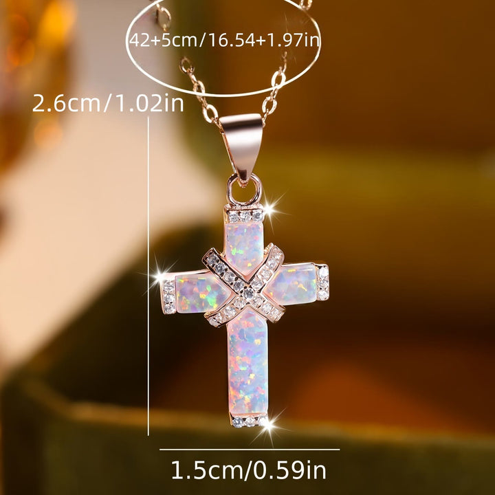 Christianartworkshop Collana con ciondolo a croce stratificata in opale intarsiato e catena sottile a maglie fini con zirconi incastonati: un simbolo di pura fede. - image 3
