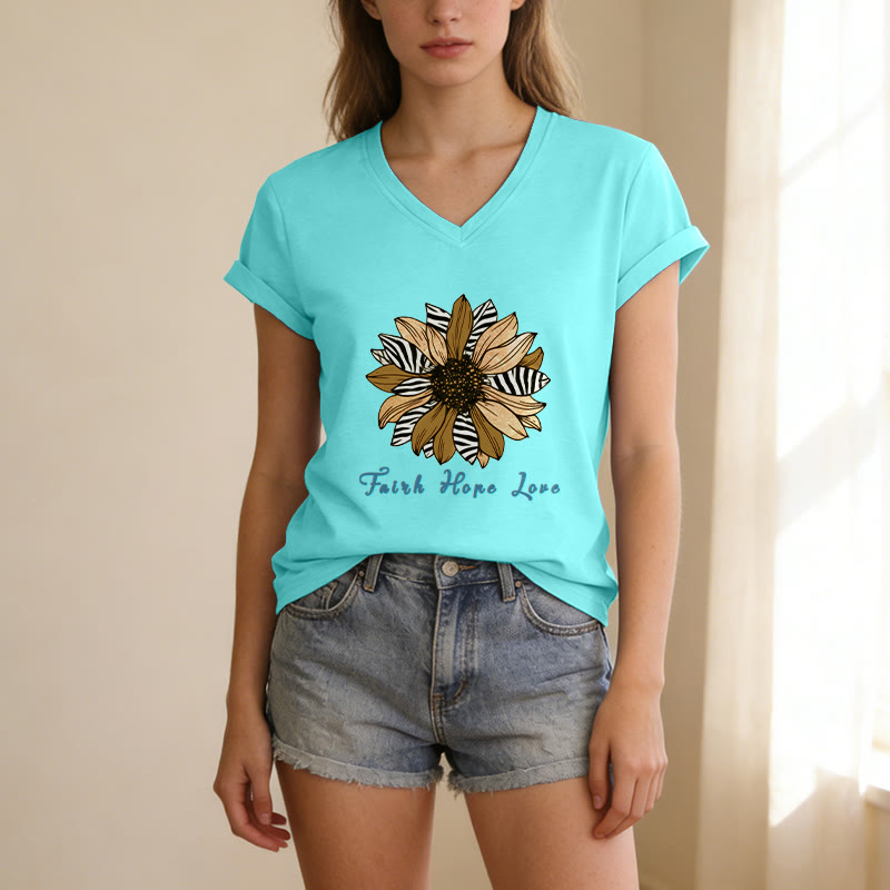 Christianartworkshop T-shirt casual con scollo a V, stampa zebrata, girasole e scritta "Fede, Speranza, Amore". - image 23