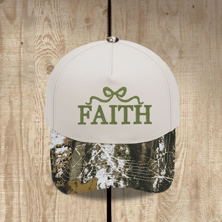 Christianartworkshop Cappellino da baseball regolabile FAITH con ricamo a fiocco e visiera mimetica. - image 1
