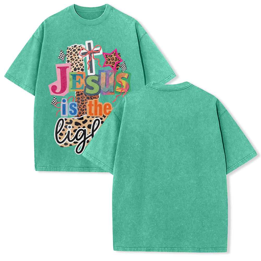 Christianartworkshop T-shirt unisex lavata con grafica leopardata, croce, fiocco e stella "Jesus Is The Light". - Verde - 5XL - image 10
